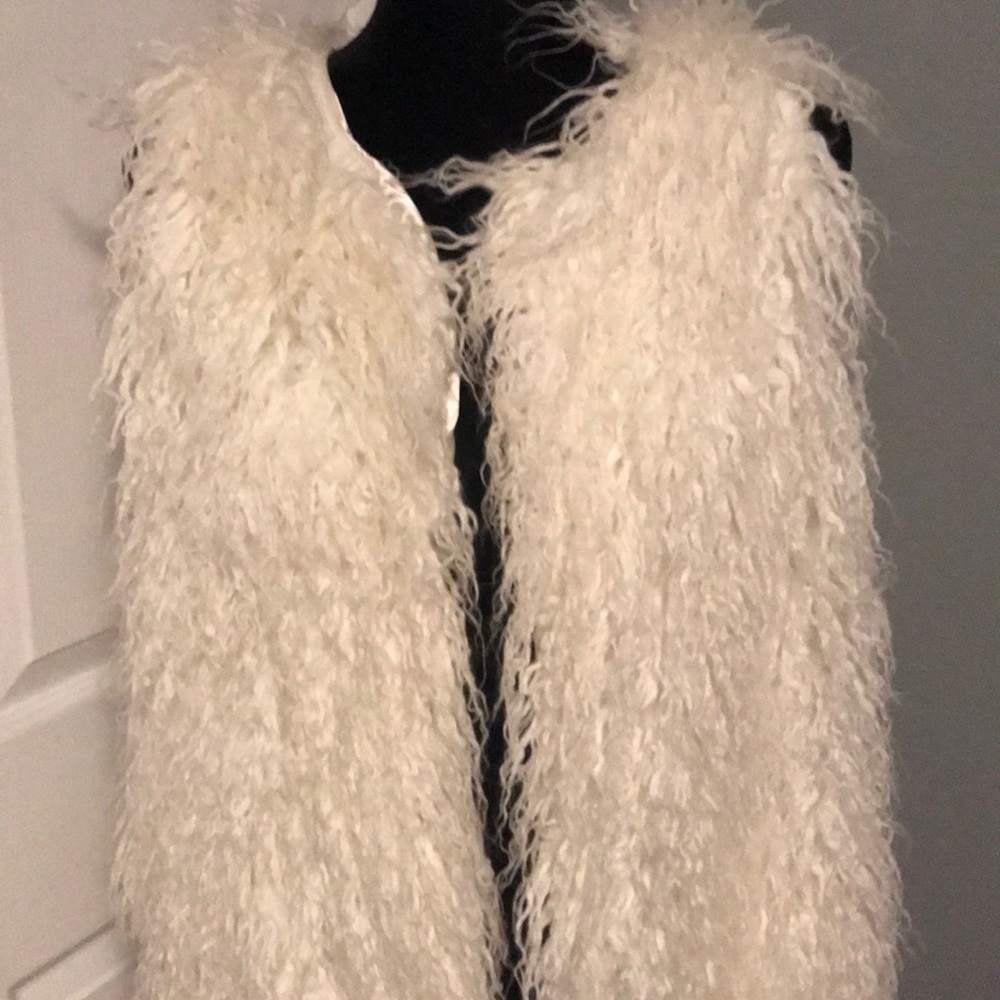Lisa International Vest NWT - Picture 2 of 4